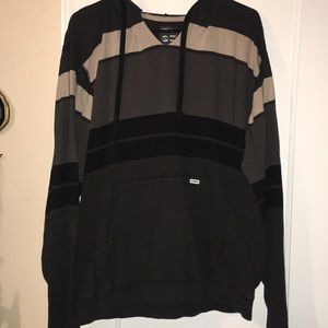 Men’s Billabong lightweight hoodie, size XL.